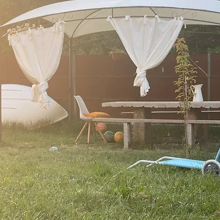 Dom wakacyjny Casa Con Jardin